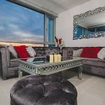 3 Bedroom Sunset Penthouse Private Jacuzzi