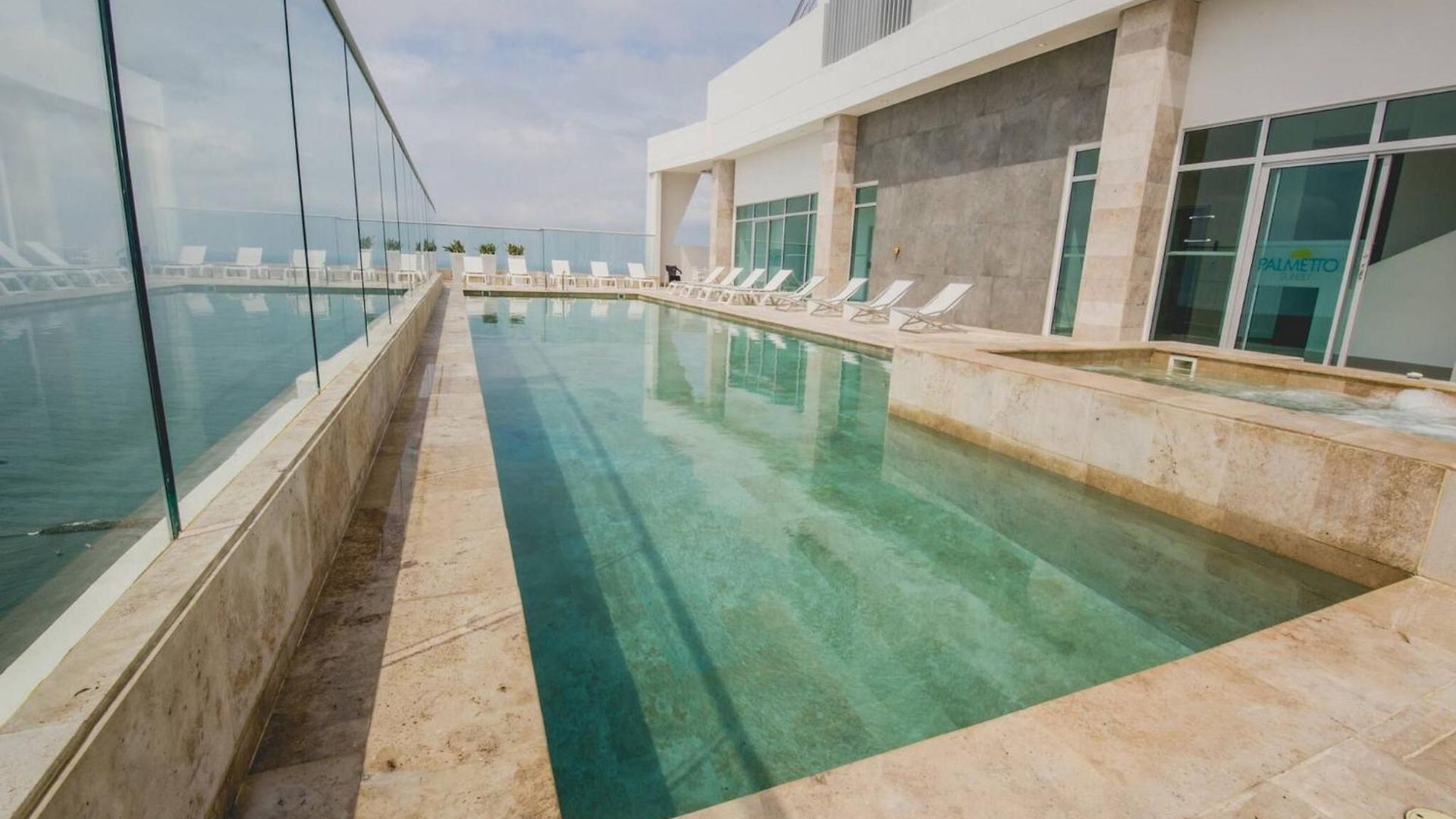 3 Bedroom Sunset Penthouse Private Jacuzzi Apartamento *